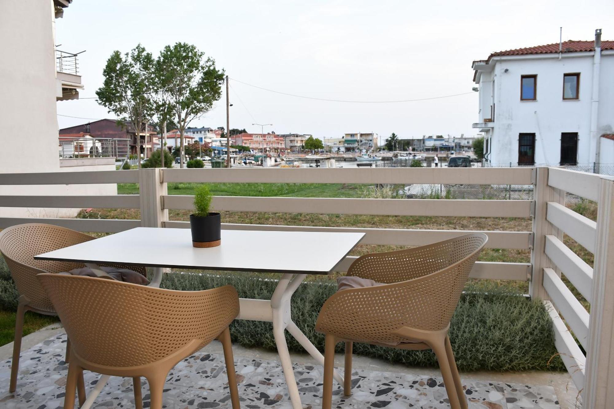 Nero Seascape Suites Fanárion Extérieur photo